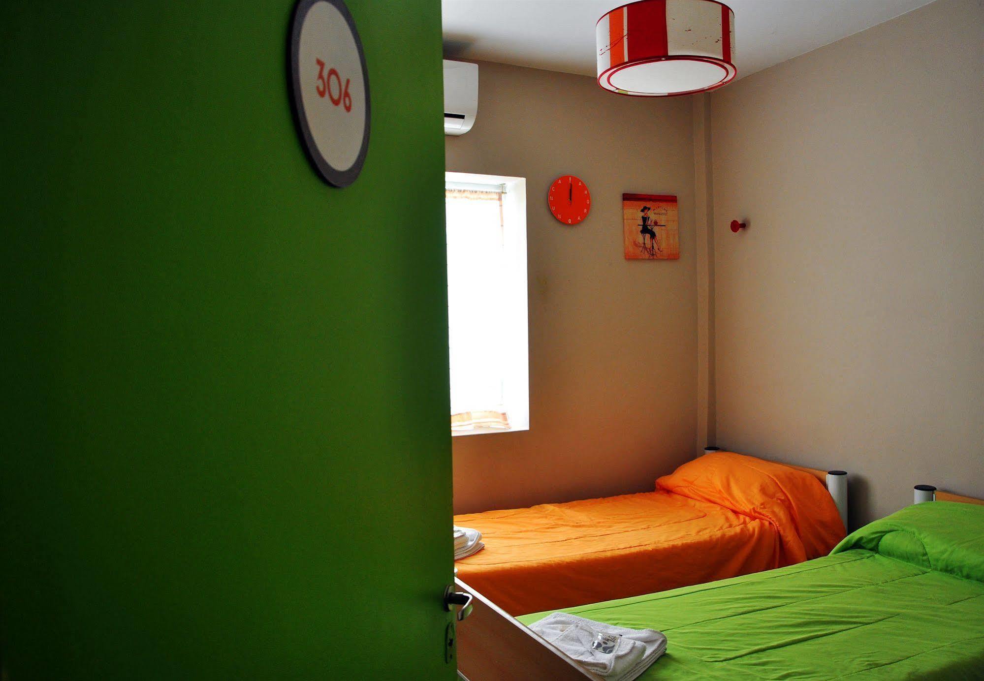 Hostel Suites Mendoza Exterior foto